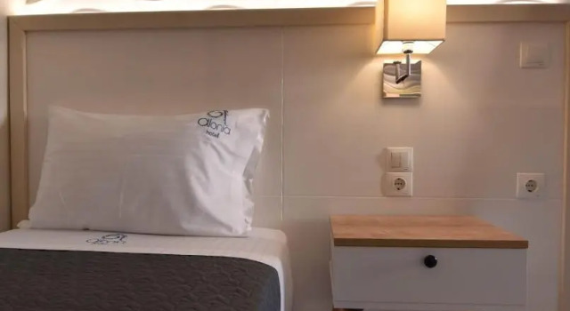 Номер Standard Alonia Hotel
