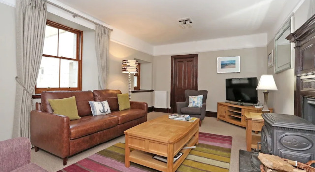 Номер Standard с 3 комнатами с видом на море Aberdeen Lighthouse Cottages - coastal, dolphins