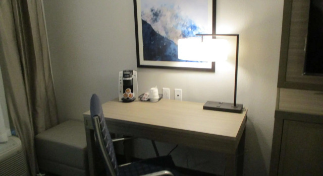 Четырёхместный номер Standard Merica Inn & Suites