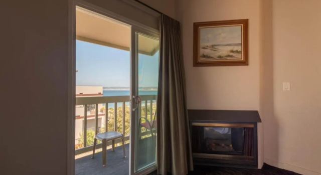 Номер Standard с частичным видом на океан Cannery Row Inn