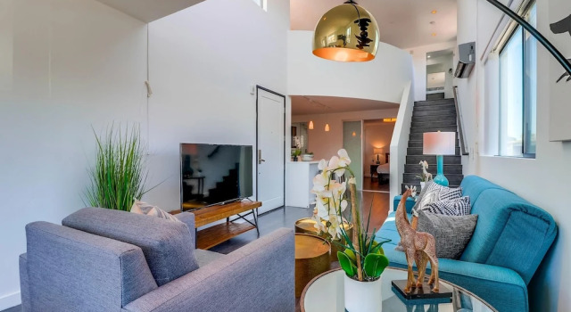 Luxury Little Italy Loft by Namastay