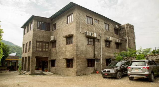 Siddhartha Resort, Chisapani, Забронировать Отель Чисапани провинция Судурпаштин-Прадеш