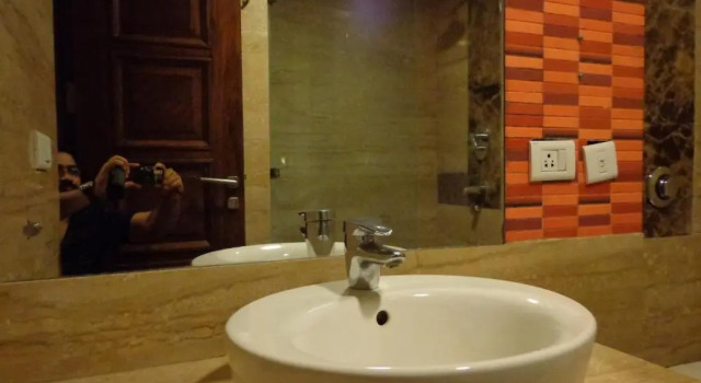 Люкс Hotel Aura - 05 Mins from New Delhi Railway Station & Connaught Place