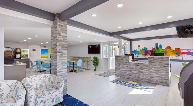 Days Inn by Wyndham Knoxville North
