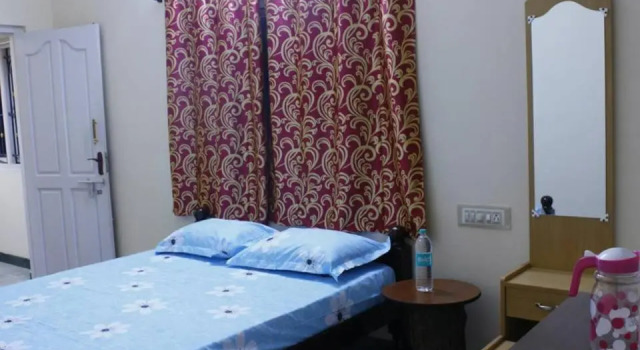 Nakkonda Sris Serviced Residence, Забронировать Отель Мадурай штат Тамилнад, рядом с Aarapalayam Bus Terminus