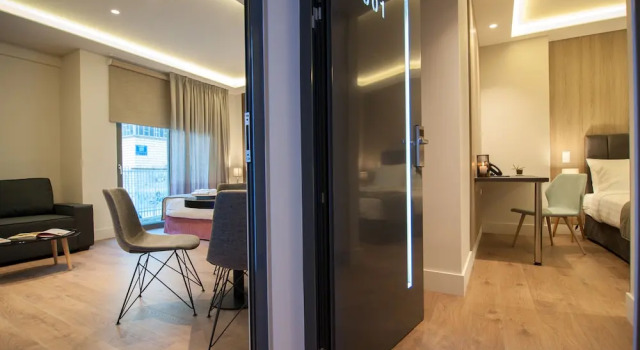 Семейный номер Standard Athens Platinum Rooms and Suites