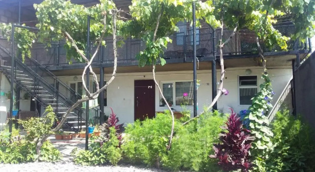 Akhaltsikhe hotel “Sunny House”, Prenota Hotel Hotel a Samckhe Javakheti con parcheggio, Parcheggio