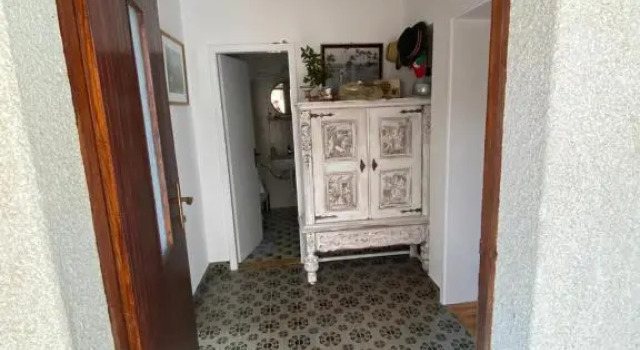 Lovely and peaceful vintage apartment near beach, Забронировать Апартаменты/квартира Тиват Округ Тиват, рядом с Пляж Светионик