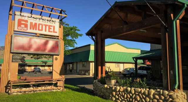 Six Gun Motel