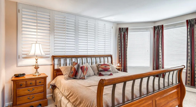 Bay Club Town Homes by CRMR