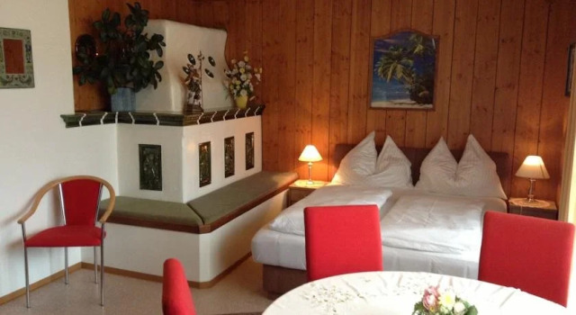 Gästehaus Renate, Rezerwuj Hotel Hotele w Karyntia z parkingiem, Parking