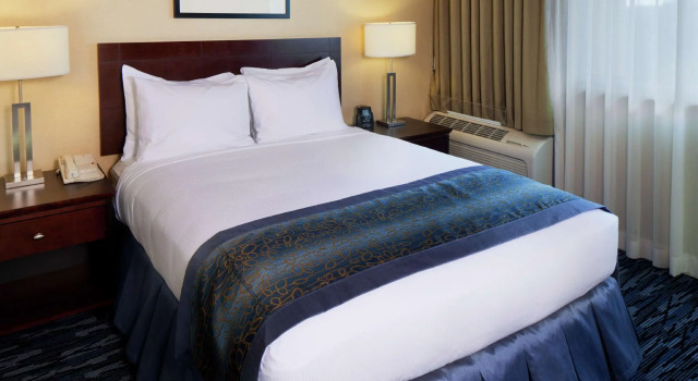 Двухместный люкс DoubleTree by Hilton Norwalk