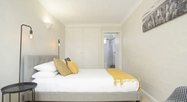 Comfortable Terrace in Central Location