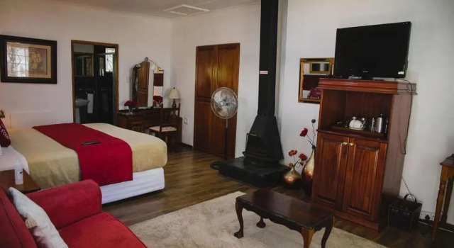 Lydenburg Manor Guest House, Забронировать Гостевой дом Машишинг Мпумаланга, рядом с Jocks Country Stalls