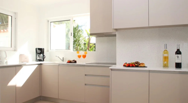 Вилла с 3 комнатами с балконом и с видом на море Villa Margarita - Piscina aquecível e BBQ - Carvoeiro