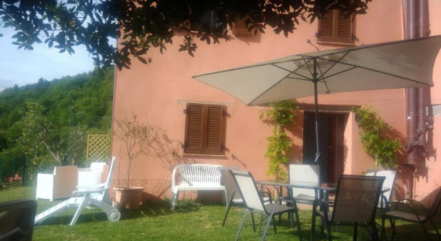 Студия LALPACA DELLA ROSSA - AGRITURISMO