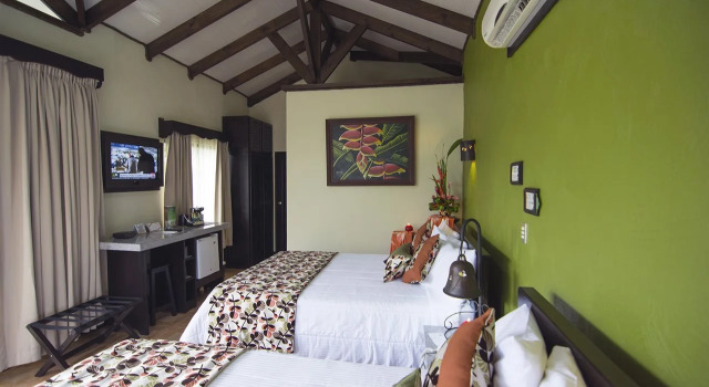Hotel Arenal Springs Resort & Spa, Buchen Sie Resort SPA-Hotels in Fortuna, SPA
