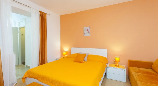 Apartments Makarska, Забронировать Апартаменты/квартира Апартаменты Макарска, рядом с Набережная Рива (Макарска), Апартаменты/квартира