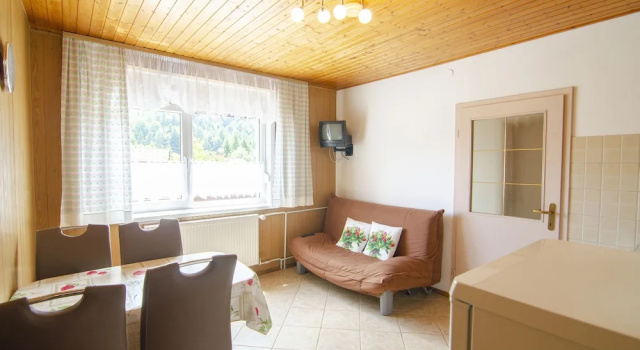 Апартаменты Apartments and Rooms Banić