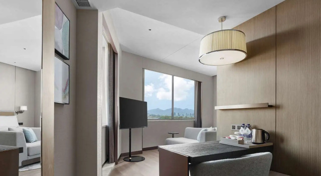 Номер Standard Doubletree By Hilton Yantai Golden Coast Hotel & Suites
