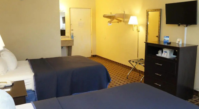 Четырёхместный номер Deluxe Quality Inn Fort Myers Cape Coral
