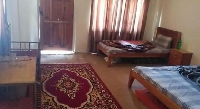 Hotel Kehkashan, Забронировать Отель Отели Музаффарабад с завтраком, Завтраки