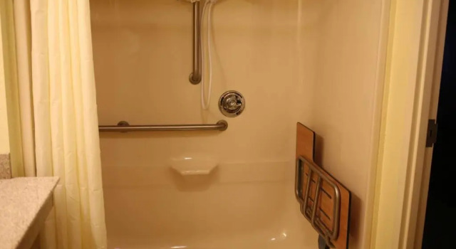 Люкс Best Western Plus Crossroads Inn & Suites