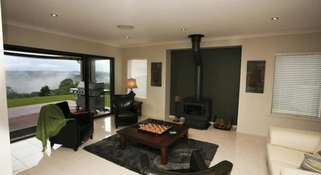 Montville Mountain Lodge