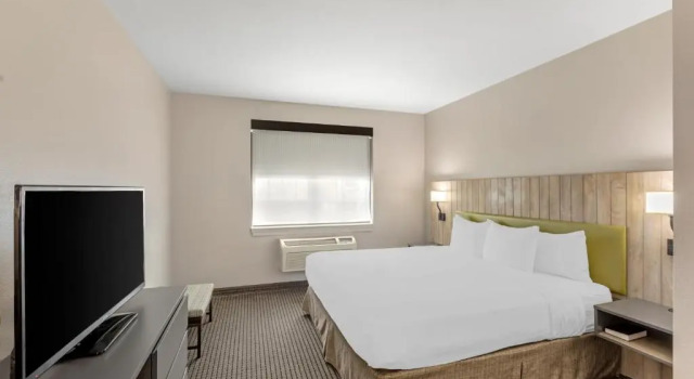 Номер Standard Country Inn & Suites by Radisson, Elk Grove Village-Itasca