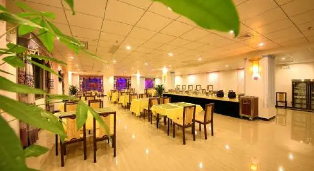 Xinxing Jinbao Haoting Hotel