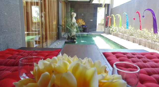 Bali Elephants Boutique Villa, Rezervovat Boutique Hotel Hotely v Bali se snídaní, Snídaně