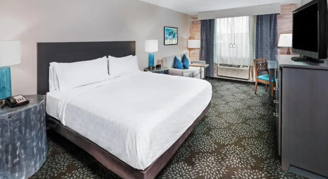 Номер Standard с видом на бассейн Holiday Inn Resort South Padre Island - Beach Front by IHG