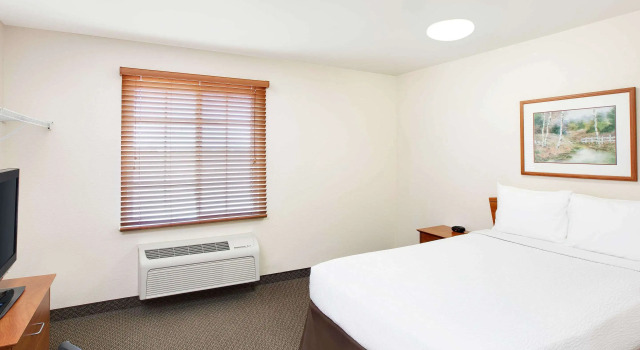 WoodSpring Suites Denton