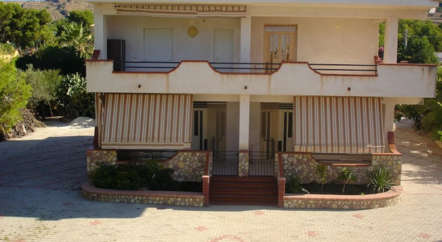 Apartment with 2 Bedrooms in Sciacca, with Wonderful Sea View, Enclosed Garden And Wifi - 200 M From the Beach, Book Apartment Hotels in Sicily with Parking, Parking