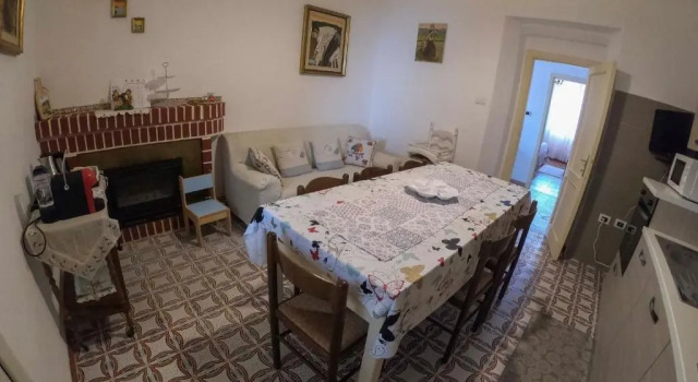 Casa A&M 2, Забронировать Отель Онифаи Barbagia