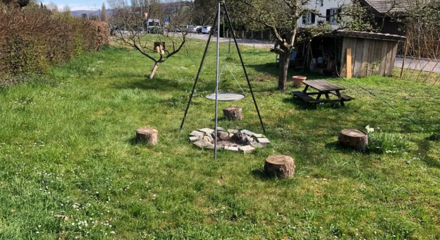 Коттедж Familien-Haus, Garten, Feuerstelle mit Grill, 50m zum Rhein
