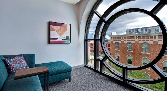 Двухместный номер Deluxe Hilton Garden Inn Kalamazoo Downtown