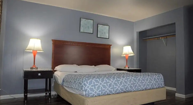 Номер Standard Glass Slipper Inn - Stanford Palo Alto
