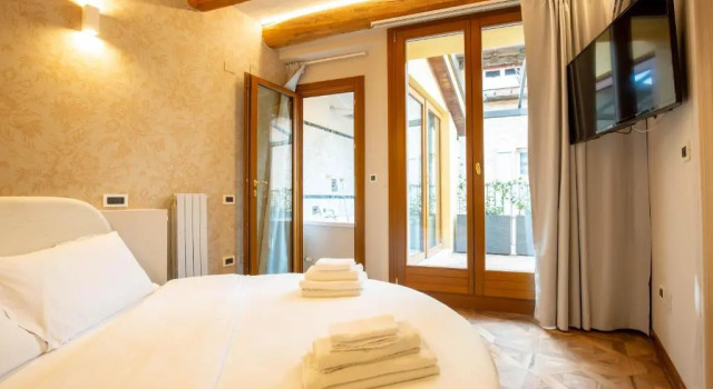 Люкс Deluxe BolognaRoomscom - Falegnami Boutique