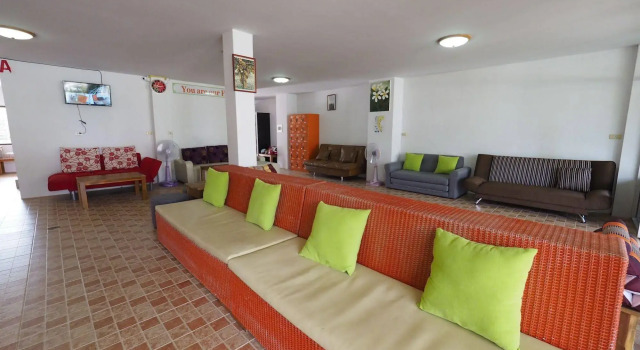 Fan Dee Hostel