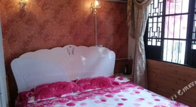 Yi Shui Lou Riverside Inn, Prenota Hotel Hotel a Jiaxing con parcheggio, Parcheggio