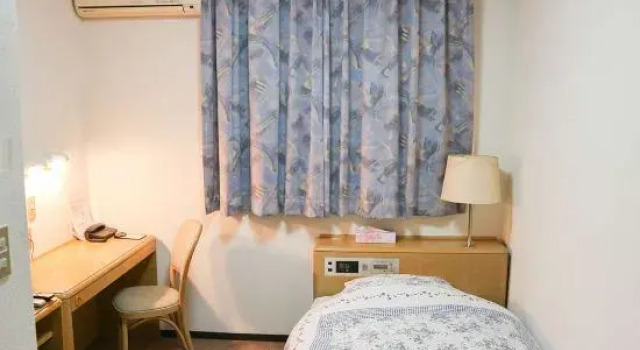 Okuyama, Book Hotel  