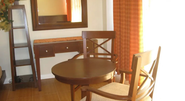 Студия с балконом Gardenville Hotel