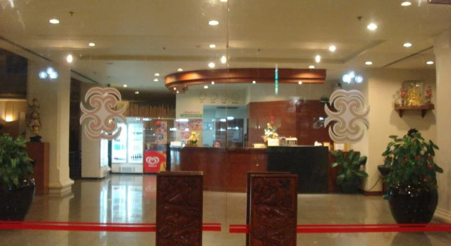 Manhattan Hotel Pathumthani
