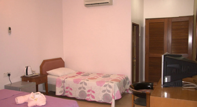 Vikri Beach Resort, จอง รีสอร์ท Pangkor Laut Perak