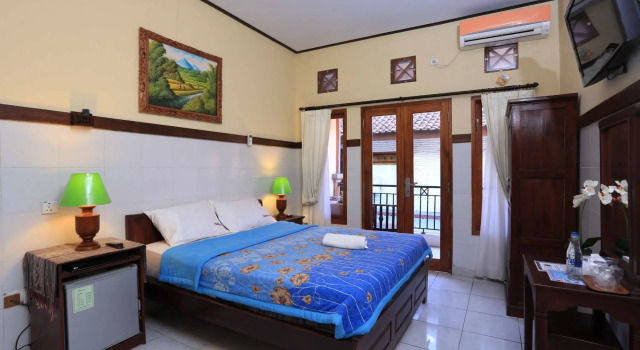 RedDoorz @ Legian Lebak Bene, Rezervovat Hotel Hotely v Bali s bazénem, Bazén