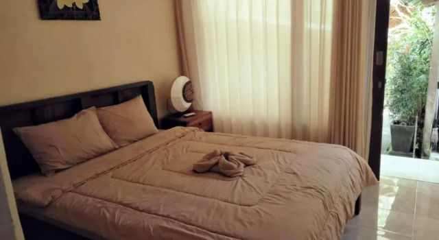 Arjun Bed and Breakfast, Забронировать Отель Отели провинции Бали с завтраком, Завтраки