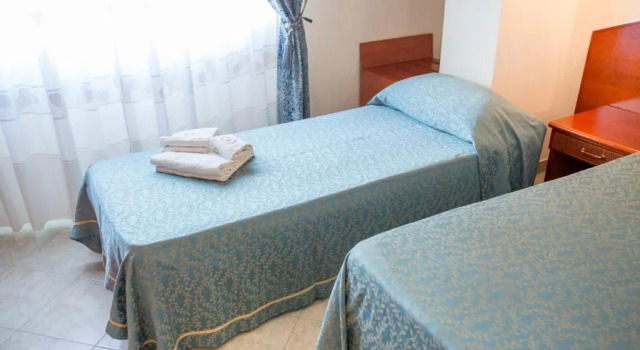 Трёхместный номер Standard Hotel Mediterraneo