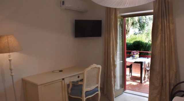 La Mimosa Guest House