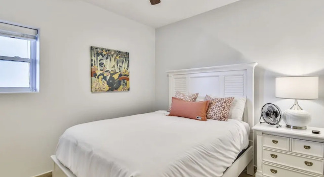 Ocean Grove 301-greta House 3 Bedrooms 2 Bathrooms Apts